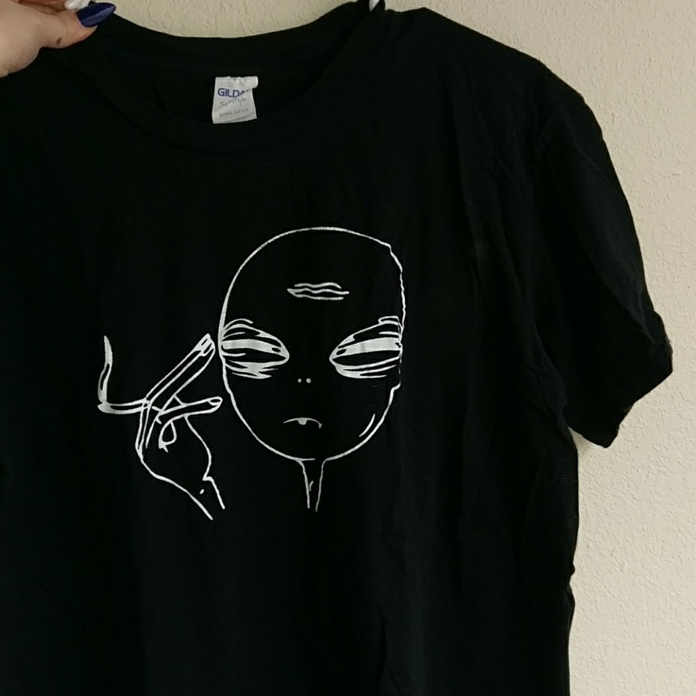 Alien Smoking Tee